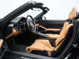 Porsche 911 (2020) thumbnail 8