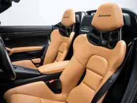 Porsche 911 (2020) thumbnail 9
