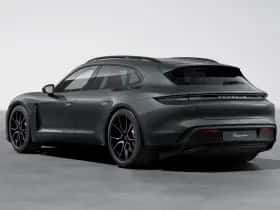 Porsche Taycan (2024) thumbnail 3