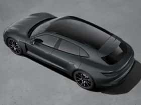 Porsche Taycan (2024) thumbnail 4