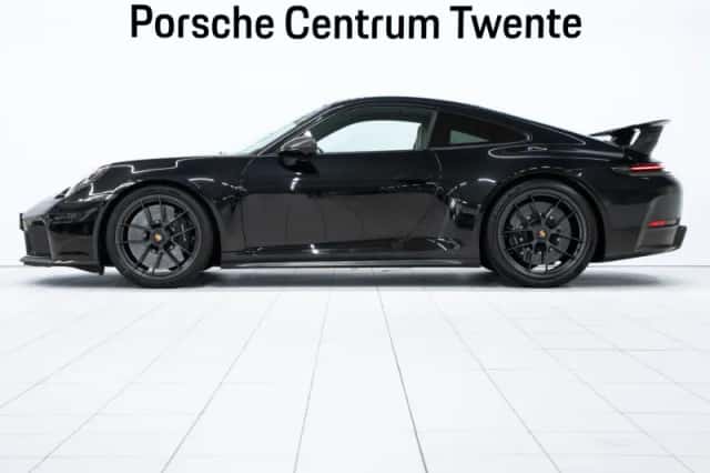 Porsche 911 (2025) thumbnail 5