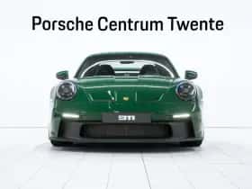 Porsche 911 (2023) thumbnail 2