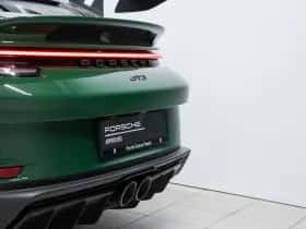 Porsche 911 (2023) thumbnail 21