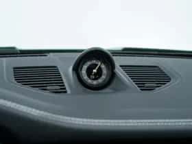 Porsche 911 (2023) thumbnail 37
