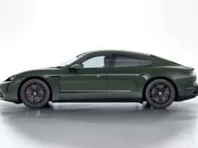 Porsche Taycan (2022) thumbnail 2