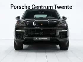 Porsche Cayenne (2025) thumbnail 2