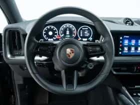 Porsche Cayenne (2025) thumbnail 22