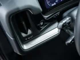 Porsche Cayenne (2025) thumbnail 35