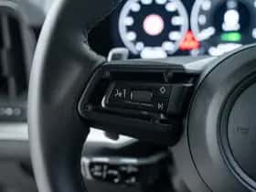 Porsche Cayenne (2025) thumbnail 38