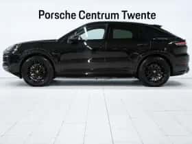 Porsche Cayenne (2025) thumbnail 5