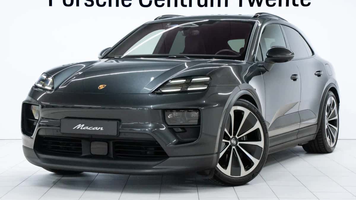 Porsche Macan (2024) — foto 1