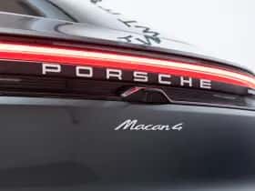 Porsche Macan (2024) thumbnail 19