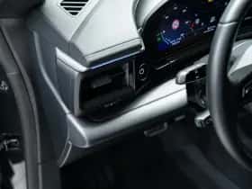 Porsche Macan (2024) thumbnail 34