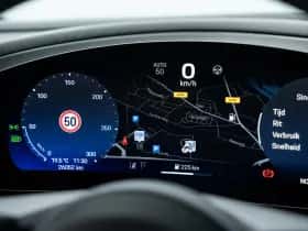 Porsche Macan (2024) thumbnail 35