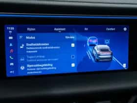 Porsche Macan (2024) thumbnail 44