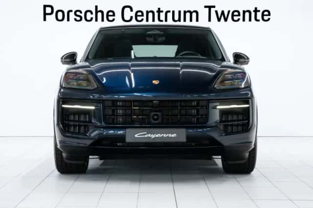 Porsche Cayenne (2026) thumbnail 2
