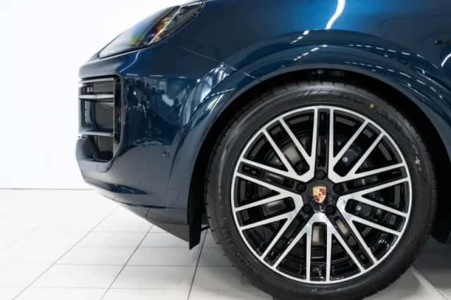 Porsche Cayenne (2026) thumbnail 6