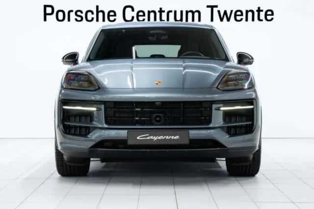 Porsche Cayenne (2026) thumbnail 2