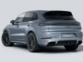 Porsche Cayenne (0) thumbnail 2