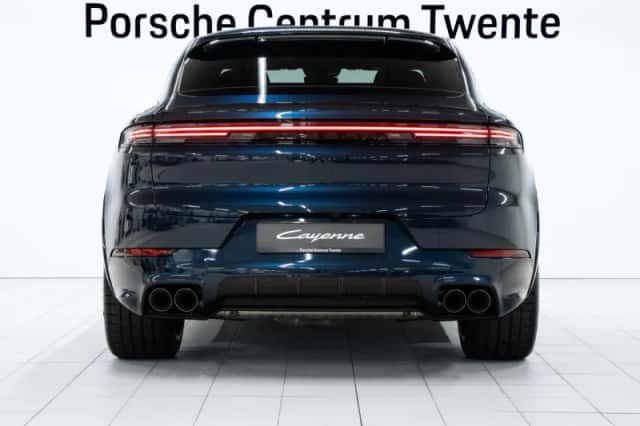 Porsche Cayenne (2026) thumbnail 4
