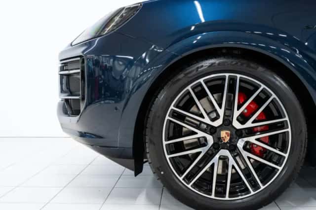 Porsche Cayenne (2026) thumbnail 6