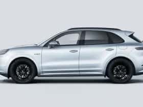 Porsche Cayenne (0) thumbnail 3