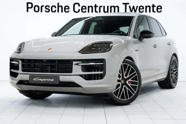 Porsche Cayenne (2026) thumbnail 1