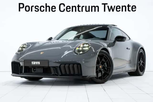 Porsche 911 (2025) thumbnail 1