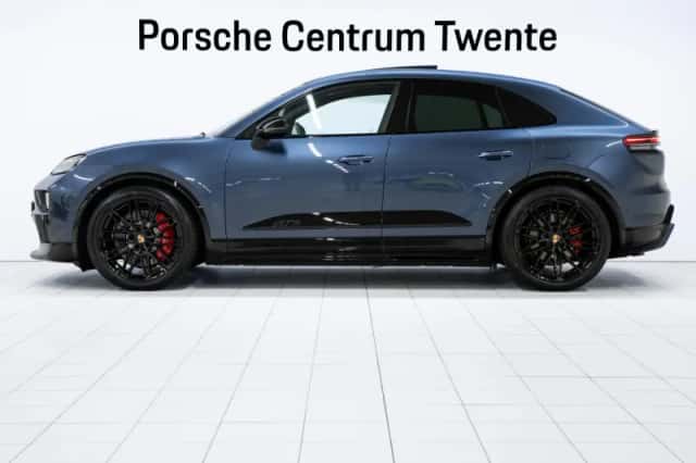 Porsche Macan (2026) thumbnail 5