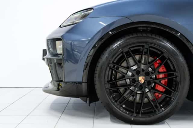Porsche Macan (2026) thumbnail 6