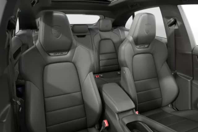 Porsche Macan (2026) thumbnail 6