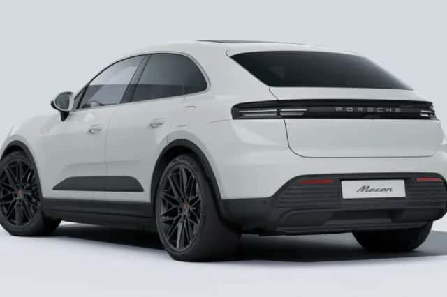 Porsche Macan (2026) thumbnail 2