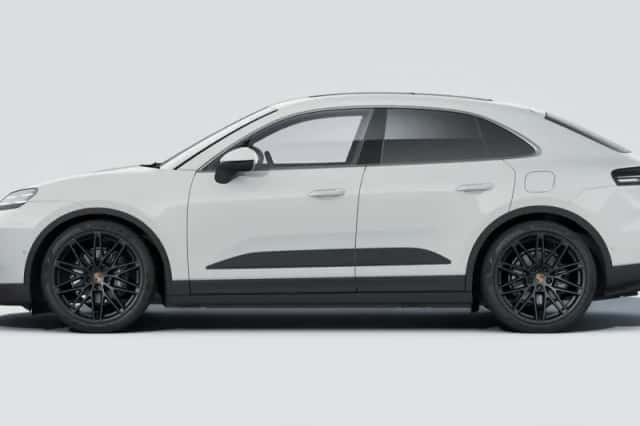 Porsche Macan (2026) thumbnail 3