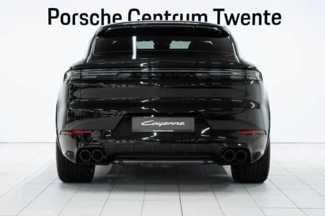 Porsche Cayenne (2026) thumbnail 4