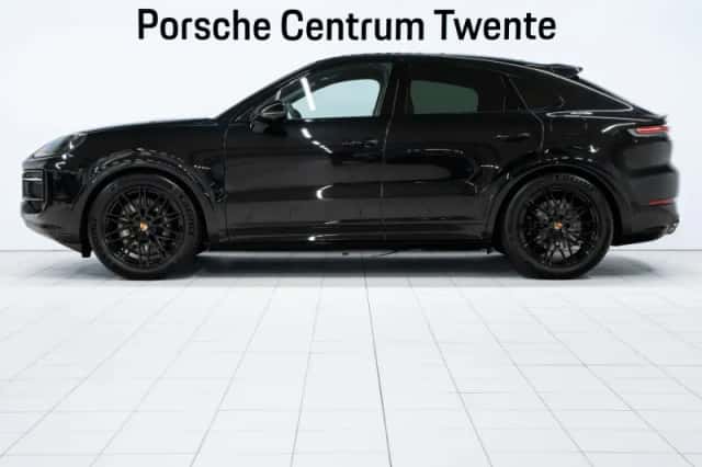 Porsche Cayenne (2026) thumbnail 5