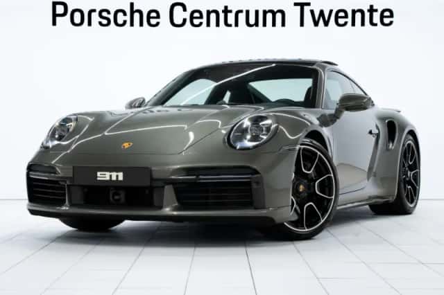 Porsche 911 (2023) thumbnail 1