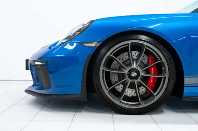 Porsche 911 (2018) thumbnail 6
