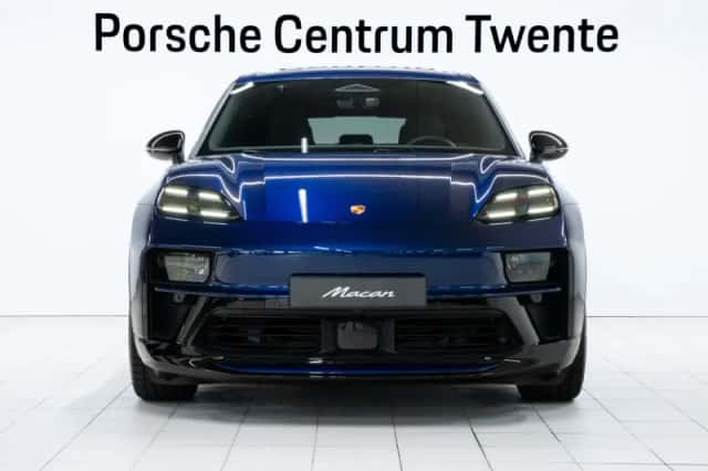 Porsche Macan (2026) thumbnail 2