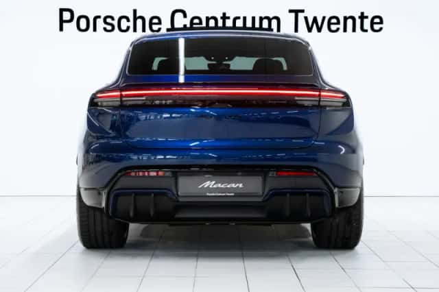 Porsche Macan (2026) thumbnail 4