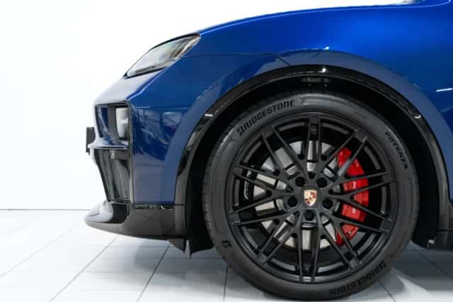 Porsche Macan (2026) thumbnail 6