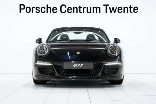Porsche 911 (2015) thumbnail 2