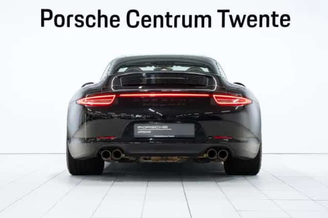 Porsche 911 (2015) thumbnail 4