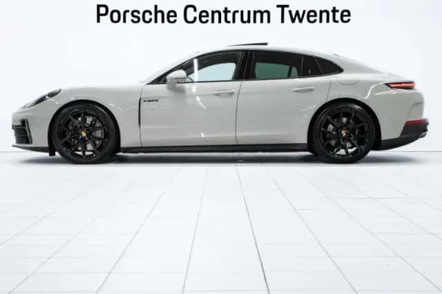 Porsche Panamera (2024) thumbnail 5