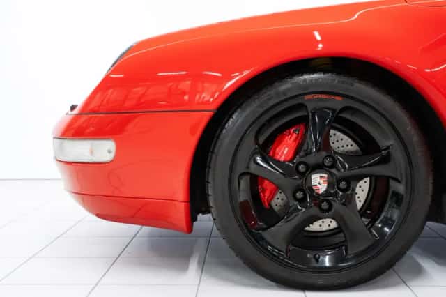 Porsche 911 (1995) thumbnail 6