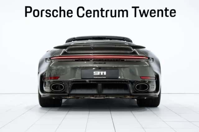Porsche 911 (2026) thumbnail 4