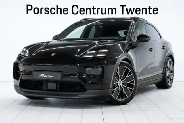 Porsche Macan (2025) thumbnail 1