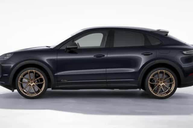 Porsche Cayenne (2025) thumbnail 2