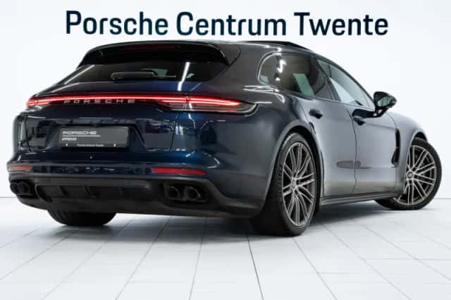 Porsche Panamera (2021) thumbnail 3