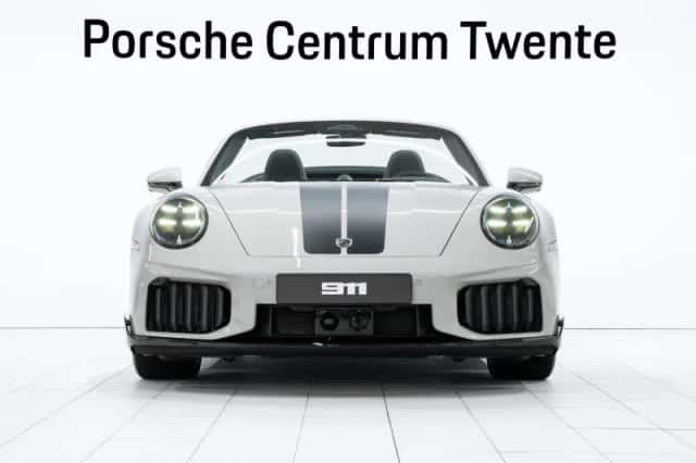 Porsche 911 (2026) thumbnail 2