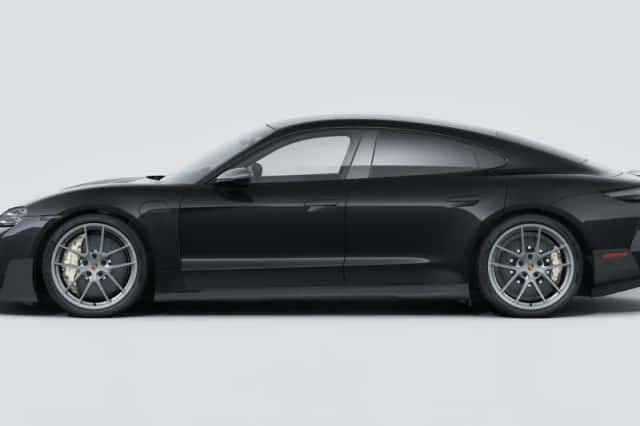 Porsche Taycan (2024) thumbnail 2